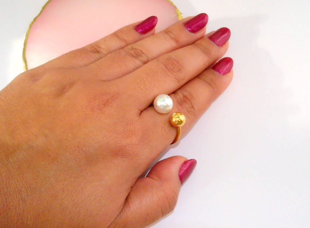 Perlada Ring