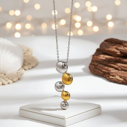 Noches en Borinquen Pendant Necklace