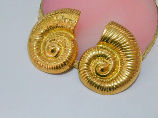 Spira Ear Studs
