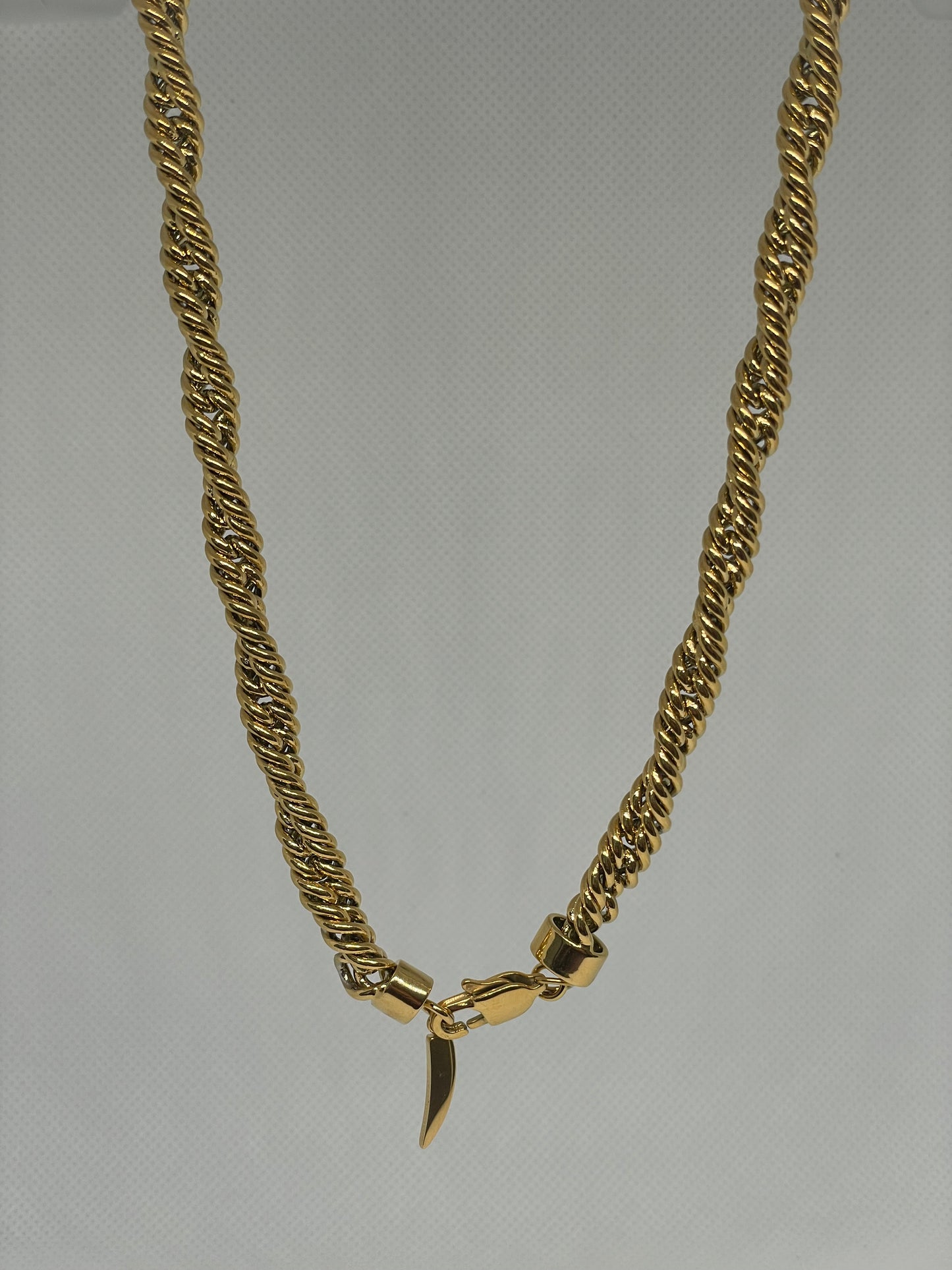 Old Fashioned Chunky Chain Necklace