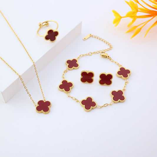 Berry Clover Set