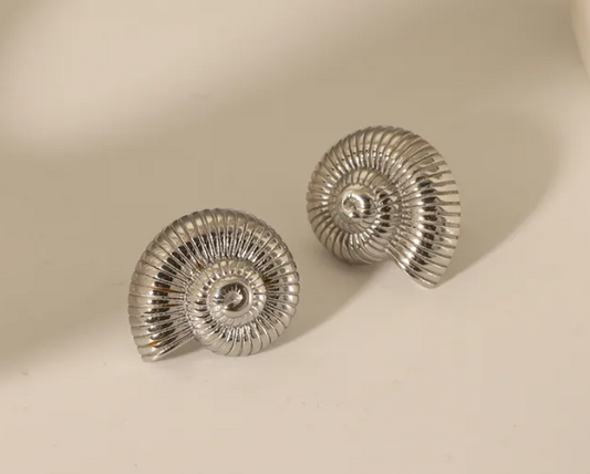 Caracoles Studs